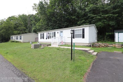 /international/us/1215-blue-mountain-circle-saylorsburg-pa-110120421330/