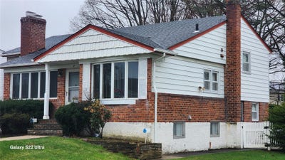 /international/us/18-hilary-lane-westbury-ny-110098591865/