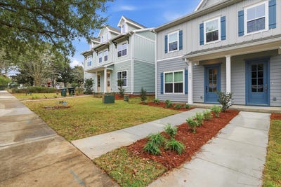 /international/us/4079-four-oaks-boulevard-tallahassee-fl-110108737265/