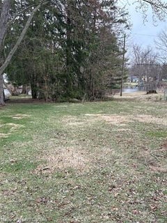 /international/us/138-n-holcomb-road-clarkston-mi-110106917796/
