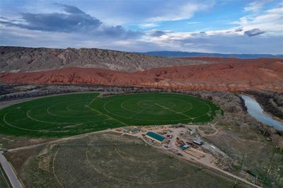 /international/us/3141-road-26-1-2-greybull-wy-110107543991/