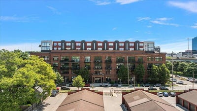 /international/us/600-broadway-avenue-nw-grand-rapids-mi-110108542399/