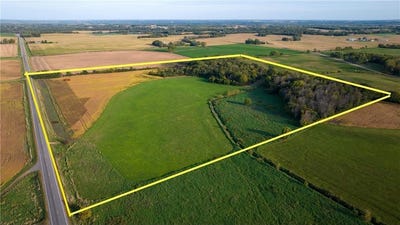 /international/us/county-rd-50-carver-mn-110109192480/