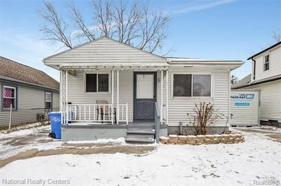/international/us/11076-essex-avenue-warren-mi-110105339573/