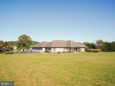 /international/us/70-lions-club-park-road-port-royal-pa-110120516753/
