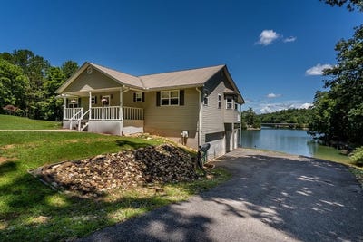 /international/us/76-twin-brook-drive-blairsville-ga-110100969744/