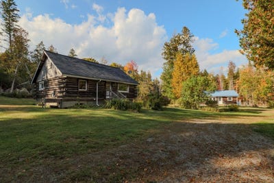 /international/us/106-108-ward-hill-road-thorndike-me-110103600320/