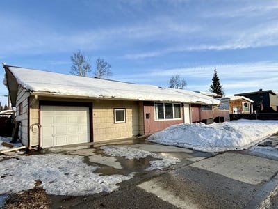 /international/us/1011-lathrop-street-fairbanks-ak-110105361144/