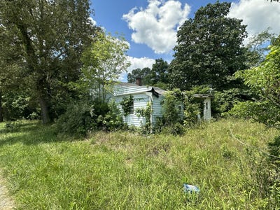 /international/us/103-gosche-hollow-road-fredonia-ky-110108581409/