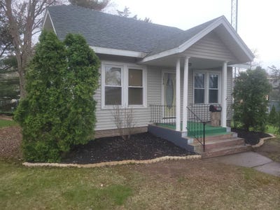 /international/us/1018-elm-street-wisconsin-dells-wi-110099134948/