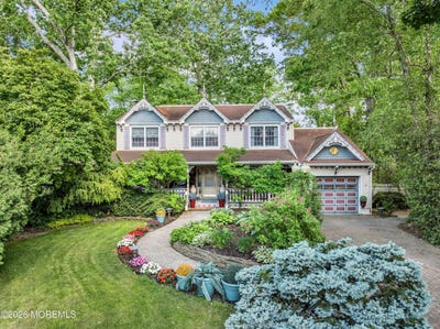 /international/us/523-pheasant-lane-toms-river-nj-110108238066/