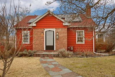 /international/us/12-hillside-avenue-wappingers-falls-ny-110106757970/