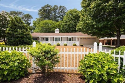 /international/us/1100-tuxedo-drive-roswell-ga-110100814976/