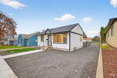 /international/us/929-10th-street-clarkston-wa-110107485437/