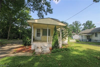 /international/us/710-battles-avenue-niles-oh-110109137624/