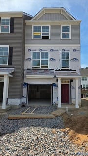 /international/us/16331-alexandria-court-moseley-va-110103738766/