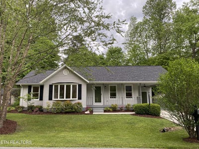/international/us/206-nottingham-drive-middlesboro-ky-110101429458/