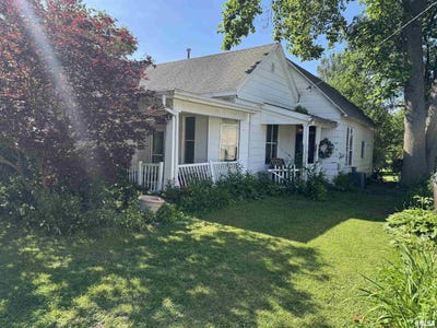 /international/us/810-e-franklin-street-taylorville-il-110108535639/