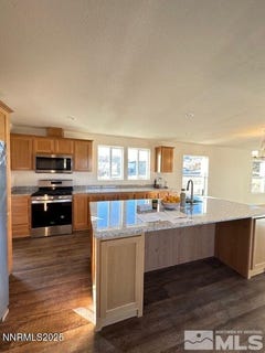 /international/us/200-harmony-lane-sun-valley-nv-110099884628/