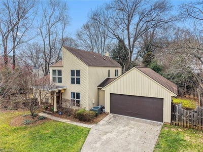 /international/us/2902-crossfield-drive-greensboro-nc-110106204147/