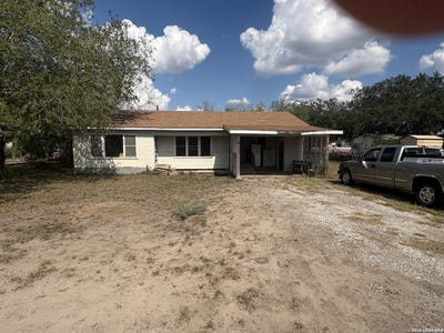 /international/us/104-charles-george-west-tx-110105314969/