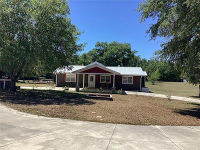 /international/us/8250-se-159th-place-summerfield-fl-110099070498/