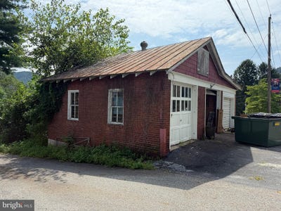 /international/us/14-center-street-duncannon-pa-110101216037/?lang=en