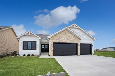 /international/us/140-nw-crabtree-lane-waukee-ia-110104431832/