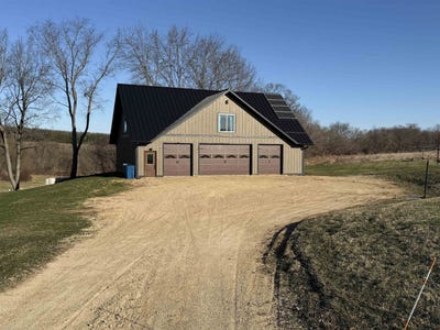 /international/us/e4364-meadow-drive-hillpoint-wi-110107150879/