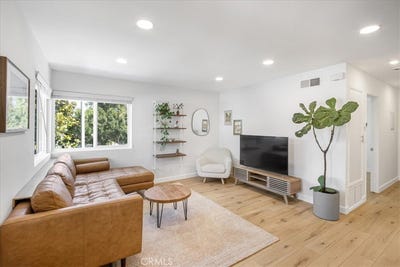 /international/us/113-tarocco-irvine-ca-110108352166/