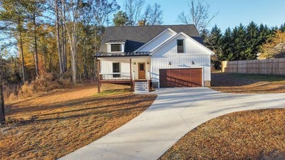/international/us/704-sherwood-avenue-honea-path-sc-110097635736/