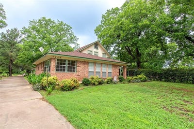 /international/us/9464-farm-road-269-s-pickton-tx-110099925526/