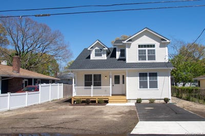 /international/us/33-dressel-mastic-ny-110107869398/