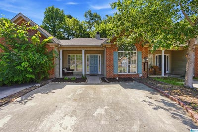 /international/us/159-hidden-creek-cove-pelham-al-110108547845/