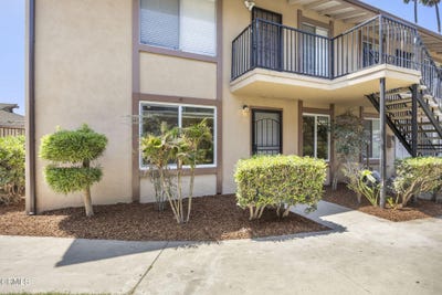 /international/us/1920-north-h-street-oxnard-ca-110100703275/