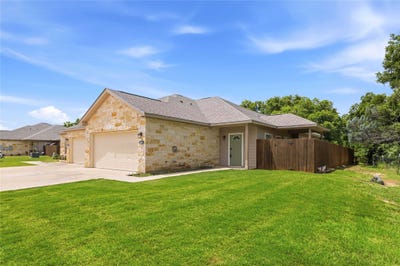 /international/us/3001-waterstone-drive-brownwood-tx-110108547157/