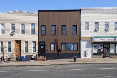 /international/us/6089-54th-street-maspeth-ny-110108665638/