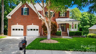 /international/us/1378-valhalla-drive-denver-nc-110108097326/