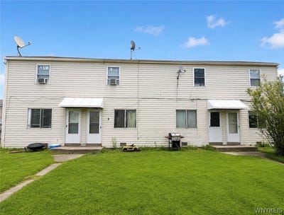 /international/us/7-trent-sq-buffalo-ny-110119468545/