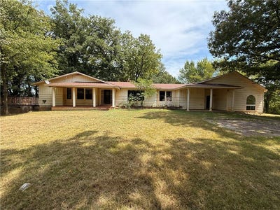 /international/us/13002-s-highway-45-lincoln-ar-110107303463/