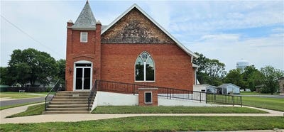 /international/us/523-n-buckeye-street-iola-ks-110101149597/