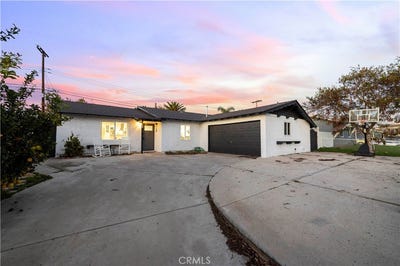 /international/us/467-susan-ave-moorpark-ca-110107282261/