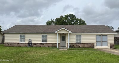/international/us/608-kimberly-drive-d-iberville-ms-110108342234/
