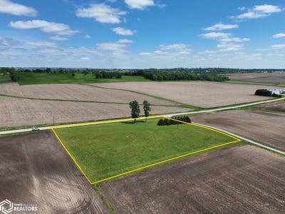 /international/us/898-henik-road-mount-vernon-ia-110108223580/