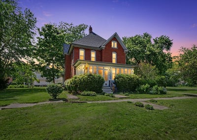 /international/us/615-n-william-street-farmer-city-il-110108493313/