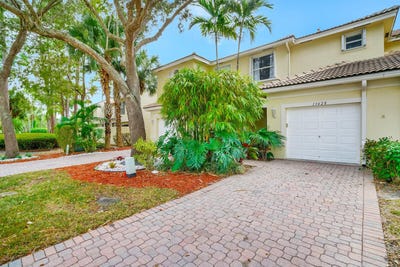/international/us/13428-georgian-court-wellington-fl-110107406824/
