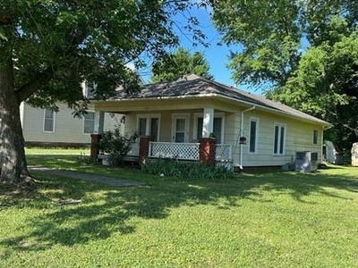 /international/us/519-n-6th-street-fredonia-ks-110100841095/