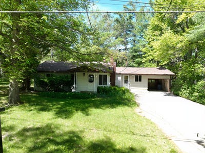 /international/us/112-marquette-avenue-houghton-lake-mi-110108222522/