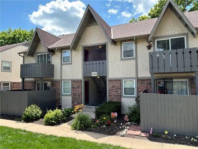 /international/us/6202-robinson-street-overland-park-ks-110108437387/