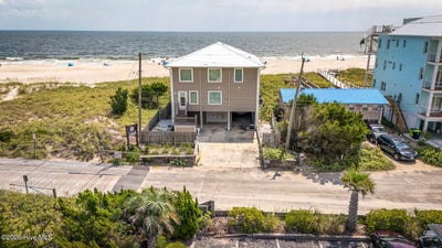/international/us/1818-canal-drive-carolina-beach-nc-110119714599/